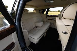 Image 28/50 of Rolls-Royce Phantom VII (2016)