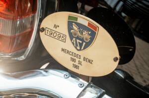 Image 15/42 of Mercedes-Benz 190 SL (1961)