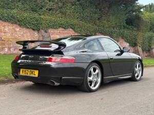 Image 3/30 of Porsche 911 Carrera 4 &quot;Millenium-Edition&quot; (2000)
