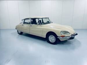 Imagen 1/12 de Citroën DS 20 (1973)