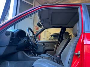 Bild 67/108 von BMW 325ix (1989)