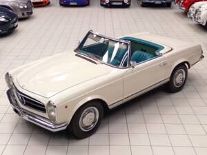 Bild 4/79 von Mercedes-Benz 230 SL (1965)