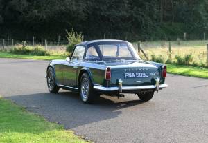 Immagine 9/50 di Triumph TR 4 (1965)