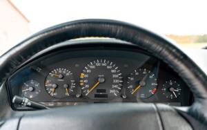 Image 38/47 of Mercedes-Benz SL 280 (1996)