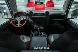 Image 18/25 of Land Rover Defender 90 (2013)