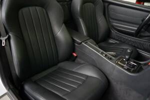 Imagen 24/50 de Mercedes-Benz SLK 32 AMG (2002)