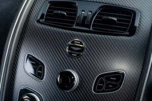 Bild 67/77 von Aston Martin V12 Vantage AMR (2018)