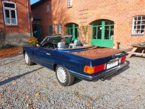 Imagen 3/15 de Mercedes-Benz 300 SL (1987)
