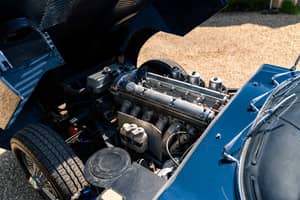 Image 48/86 de Jaguar E-Type (1967)