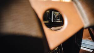 Image 17/33 of Peugeot 504 Coupé (1979)
