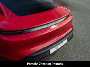 Afbeelding 26/30 van Porsche Taycan Turbo S Sport Turismo (2022)