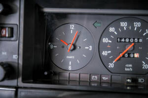 Image 20/50 of Volvo 240 (1983)
