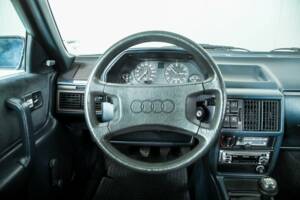 Image 8/50 of Audi 100 - 1.8 (1987)