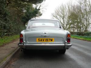 Image 5/20 of Bentley T 1 (1974)