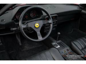 Bild 33/41 von Ferrari 328 GTS (1989)