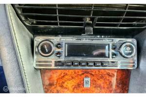 Image 40/50 of Rolls-Royce Silver Shadow I (1974)