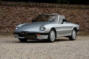 Image 19/50 de Alfa Romeo 2.0 Spider QV (1988)