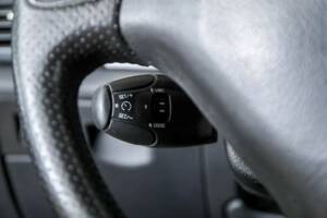 Bild 36/45 von Peugeot 407 3.0i V6 (2006)