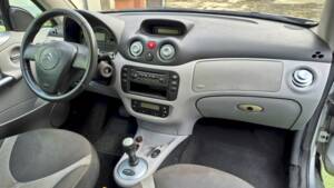 Image 36/54 of Citroën C3 1.6 16V (2004)