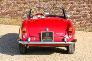 Image 6/50 of Alfa Romeo Giulia 1600 Spider (1963)