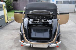 Image 17/38 of Mercedes-Benz 170 V Cabriolet B (1936)