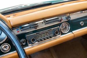 Immagine 12/32 di Mercedes-Benz 250 SL (1967)