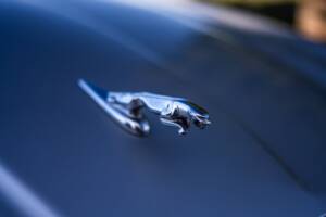 Image 27/50 of Jaguar XJ 8 4.2 (2003)