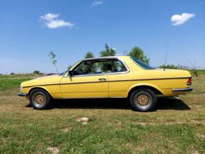 Bild 8/8 von Mercedes-Benz 280 CE (1980)