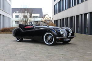 Image 33/40 de Jaguar XK 120 DHC (1953)