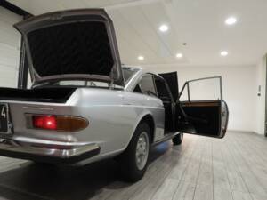 Image 13/15 of Lancia Flavia Coupé 2000 (1972)