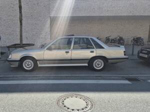 Bild 5/8 von Opel Senator 3,0i (1986)