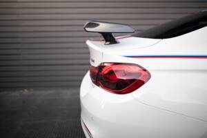 Image 4/67 of BMW M4 GTS "DTM Champion Edition" (2016)
