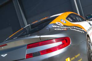 Bild 37/50 von Aston Martin V8 Vantage (2010)