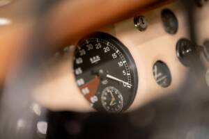 Image 39/50 of Jaguar XK 120 OTS (1952)