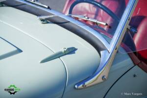 Image 27/45 of Triumph TR 2 (1954)