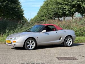 Imagen 20/25 de MG F 1.8i 75 LE (1999)