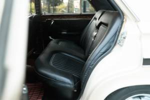 Immagine 13/36 di Vauxhall Victor (1964)