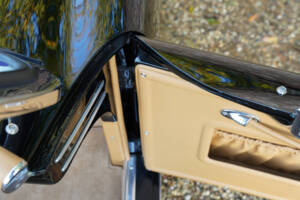 Image 45/50 of Nash-Healey Roadster (1953)