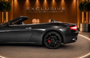 Bild 14/59 von Maserati GranCabrio 4.7 (2010)