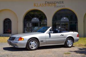 Image 2/50 of Mercedes-Benz 300 SL (1991)