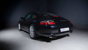 Image 33/35 de Porsche 911 Carrera 4 (2001)