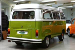 Image 8/25 de Volkswagen T2b Camper (1979)