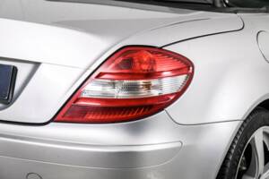 Image 31/50 of Mercedes-Benz SLK 200 Kompressor (2004)