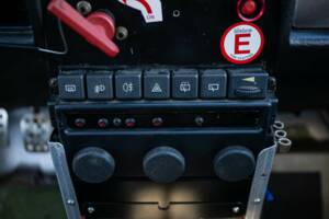 Afbeelding 47/50 van Lancia Delta HF Integrale Evoluzione I "Martini 5" (1989)