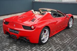 Bild 42/50 von Ferrari 458 Spider (2013)