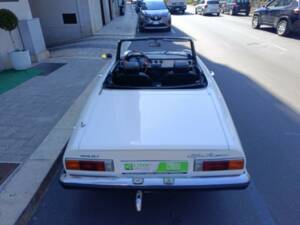 Bild 8/12 von Alfa Romeo Spider 1600 Junior (1975)