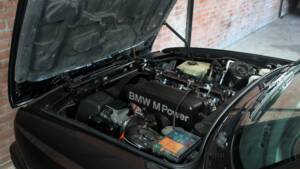 Image 52/65 of BMW M3 (1986)