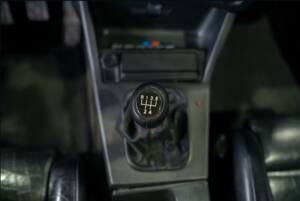 Immagine 25/28 di BMW 320i Baur TC (1985)