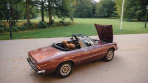 Image 25/34 of Alfa Romeo Spider Veloce 2000 (1980)