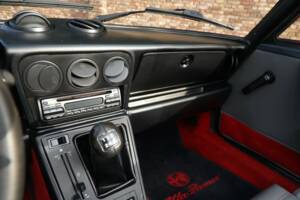 Image 49/50 de Alfa Romeo 2.0 Spider QV (1988)